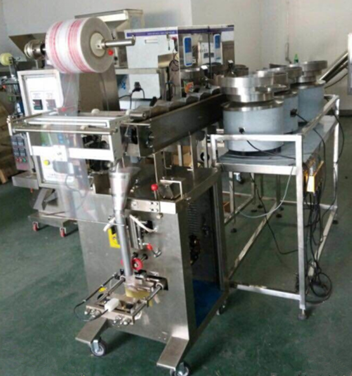 多头螺丝包装机图片_副本