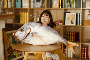 创意仿真咸鱼印花抱枕小鱼干咸鱼干靠垫海洋鱼类抱枕动漫周边批发