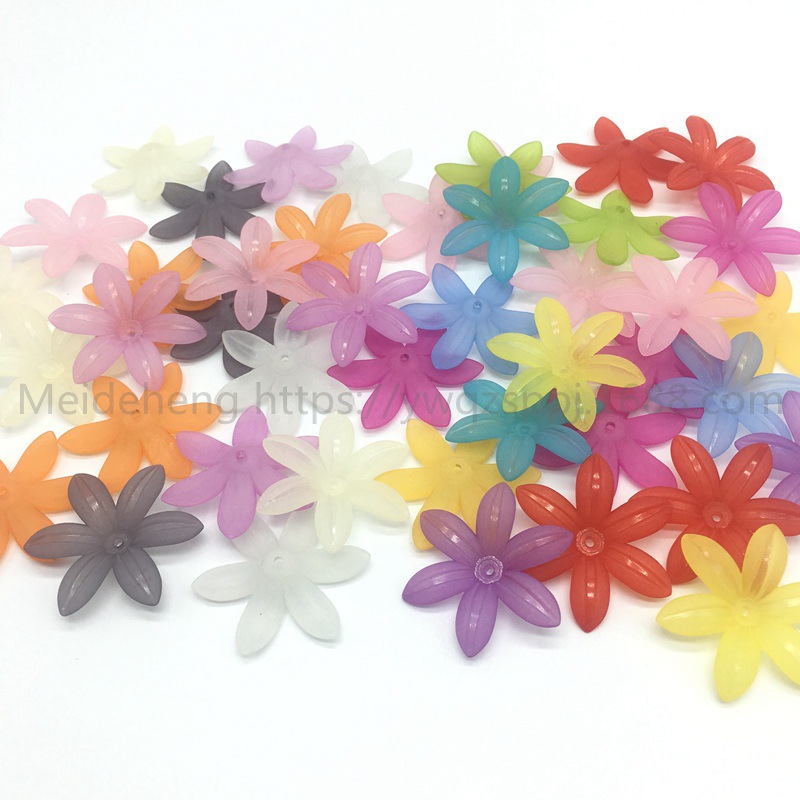 Yiwu frosted flower and leaf six-leaf flower bride's updo, handcrafted hair flowers, hair hairpins, Korean-style wedding hair accessories, earrings and accessories detail image 3