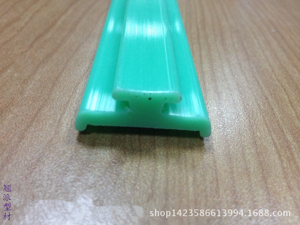 专业生产厂家生产各种形状不同颜色PE挤出型材--蓝色PE托盘