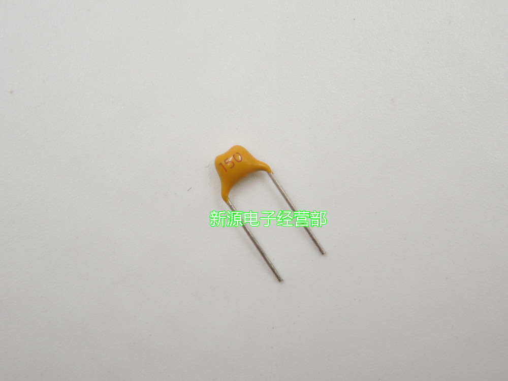 独石电容 多层瓷片电容 15PF 50V 150 15P 15PF 脚距5.08mm