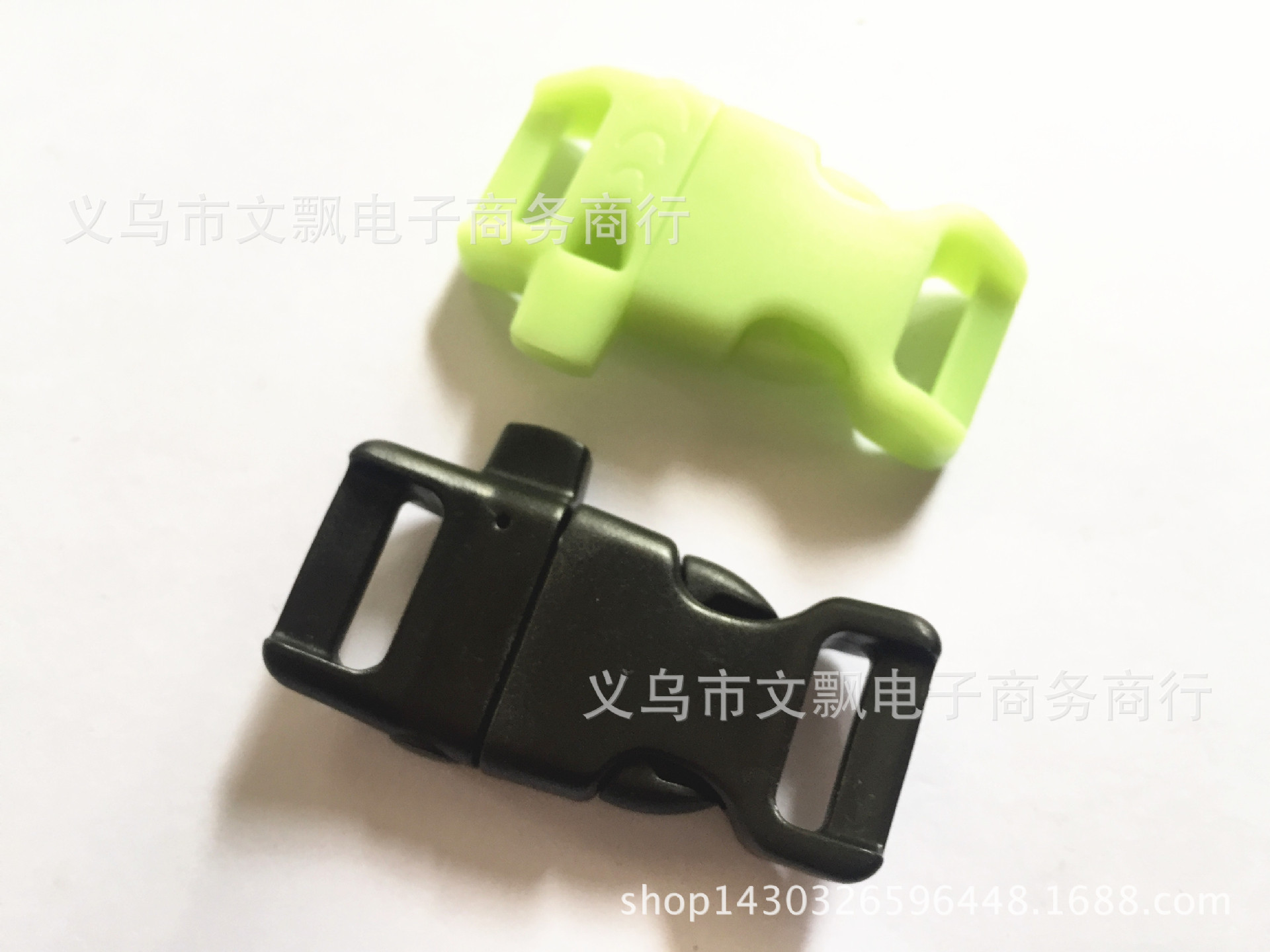 Quality bag accessory, travel backpack, plastic whistle with clasp