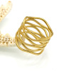 Fashionable wavy ring stainless steel, simple and elegant design, wholesale