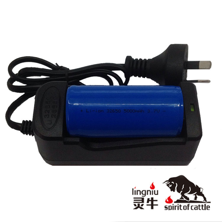 澳规32650充电器 26650 18650单充 智能识别正负极 质量保障