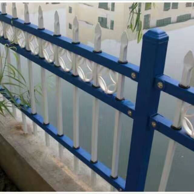 厂家供应锌钢护栏市政草坪公路小区隔离护栏网基坑各种护栏批