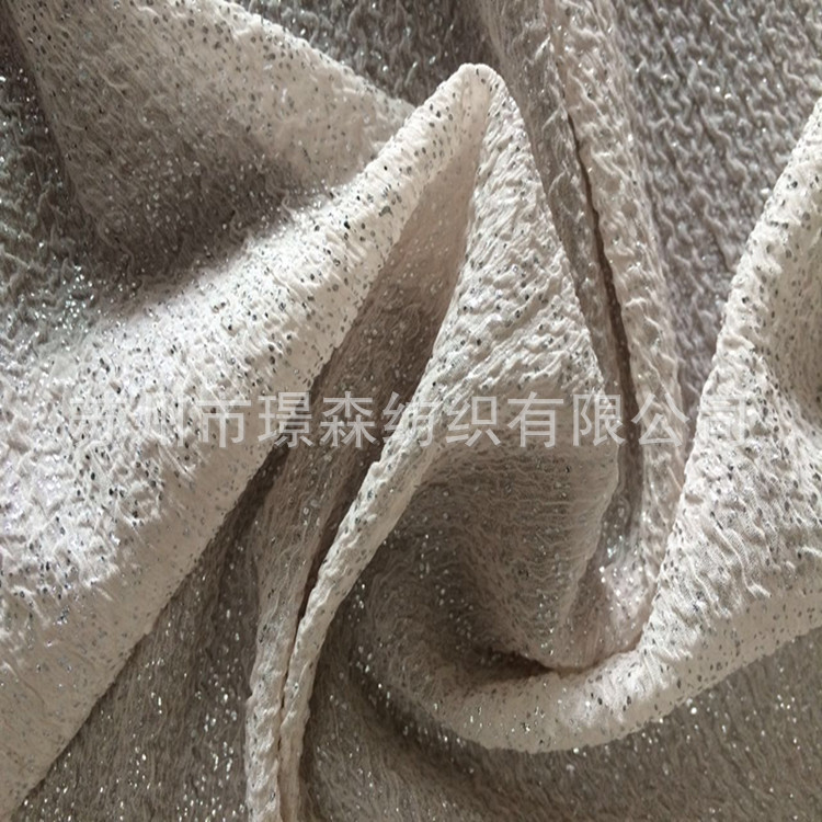 厂家直销 顺于绉烫金压皱 时尚女装上衣连衣裙烫金压褶面料