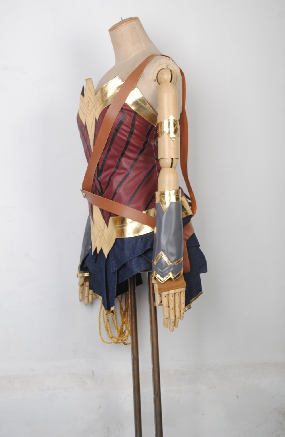 2017 蝙蝠侠大战超人wonder Woman神奇女侠cosplay服装cos 阿里巴巴