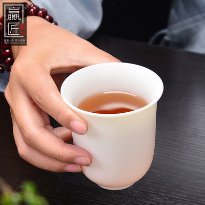 Winning craftsmanship Dehua Porcelain Kung Fu Cup Teacher manual Jade porcelain Tea cup Single cup carving logo customized