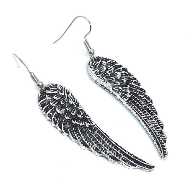 boucles d'oreille aile d'ange posées