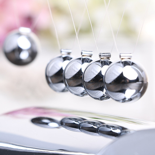 N-shaped Newton ornaments, single pendulum and billiard ball energy conservation perpetual motion device, creative home office ornaments wholesale