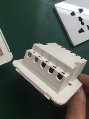 天猫精灵声控WIFI插座 USB充电5V2.4A|ms