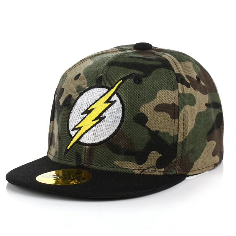 帮手描述图：新款热销迷彩棒球帽美国对长嘻哈帽超人图标鸭舌帽户