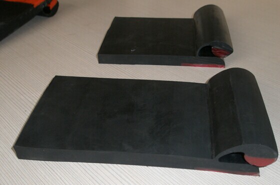 湖北荆州T型防溢裙板   山东聚氨酯橡胶复合板220*16