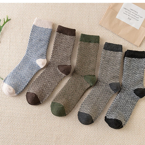 Изогнутые полоски смешанные