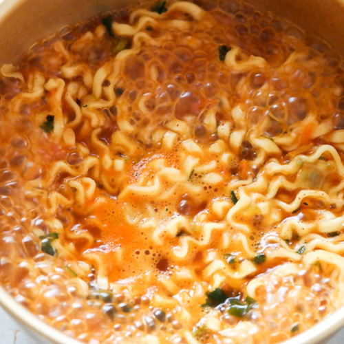 Instant noodles imported from South Korea, Tumbler Seafood Ramen, Okutuki Real Seafood Noodles, Same Style as Running Man, 130g