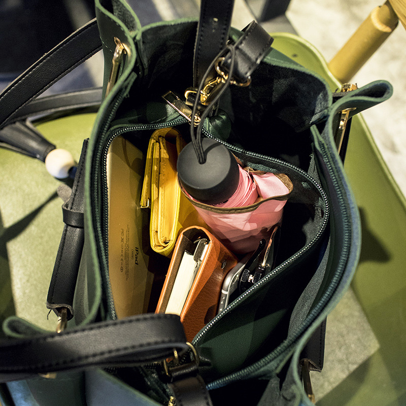 2019 new crossbody buns mother bag ladies shoulder bag simple tassel bucket handbag bag