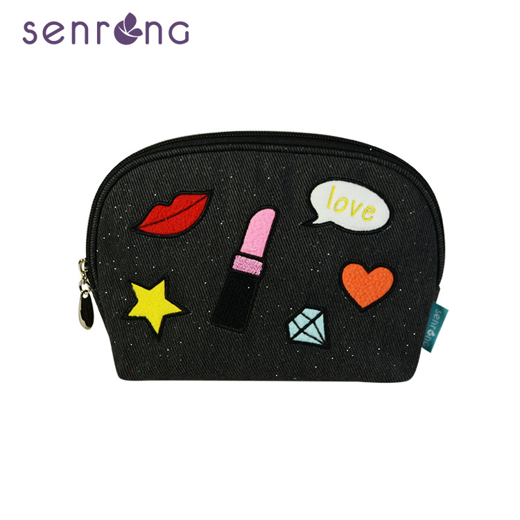 跨境新款旅行化妆包牛仔布绣花工艺化妆包女式手拿贝壳包丝印LOGO