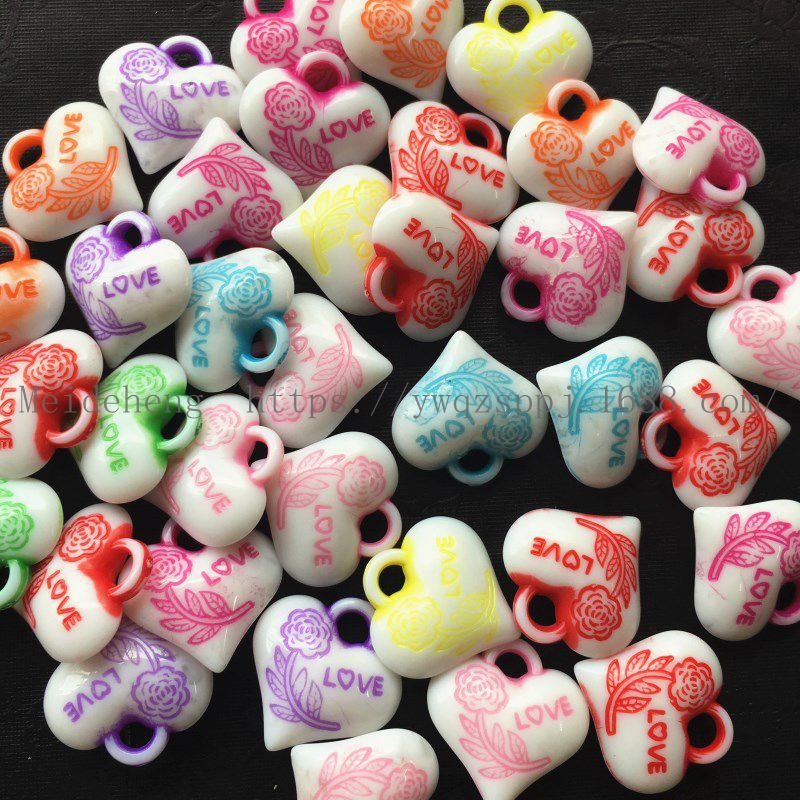 Yiwu Meideheng handmade beaded accessories and ornaments materials: colorful washed beads, flowers, heart-shaped fish, candy beads detail image 7