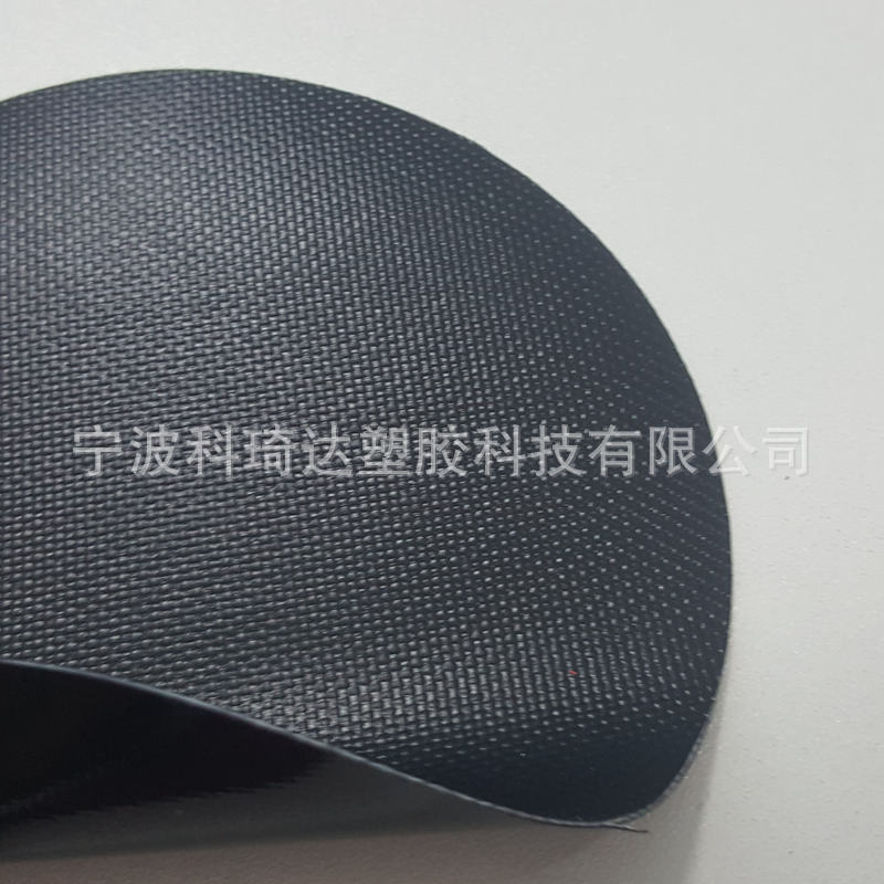 0.5mm黑色防尘环保无味道pvc夹网篷布防风罩面料-阿里巴巴