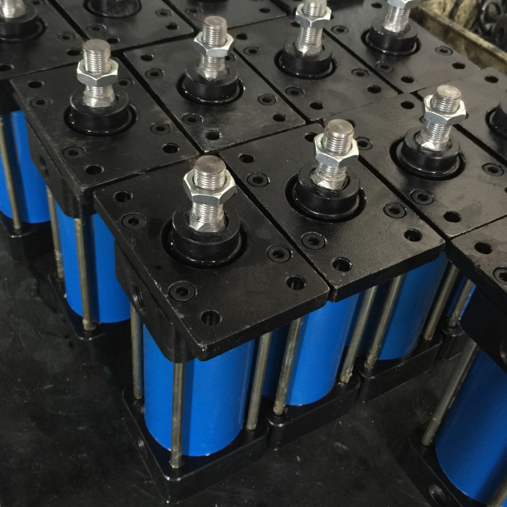 供应标准气缸QGB63*50*75*100*125*150*175*200-FA-S