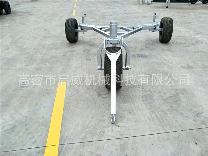 货源供应  新款造雪机拖车厂家供应