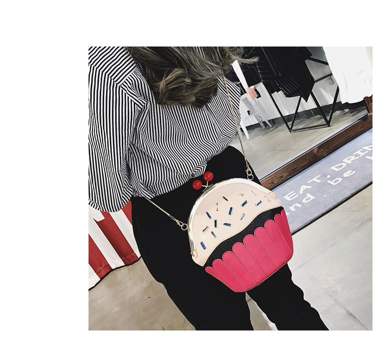 Women's Small Pu Leather Ice Cream Cute Bucket Clipped Button Shoulder стиле bag display picture 6