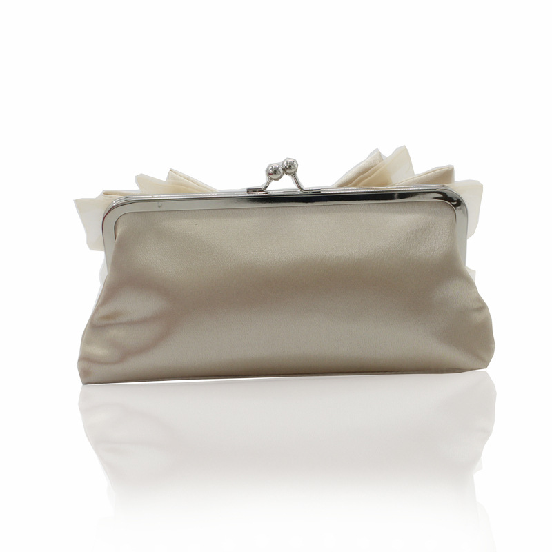 Túi clutch dạ tiệc satin nơ xếp ly đính kim cương – kèm dây đeo chéo — Màu đỏ, Màu đen, Màu Sâm panh, Màu bạc chi tiết 15