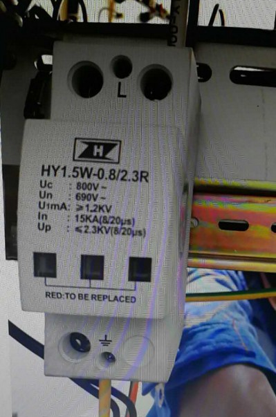 隆马电器  带辅助输出避雷器220v 380v 660v 690v 750v触点避雷器