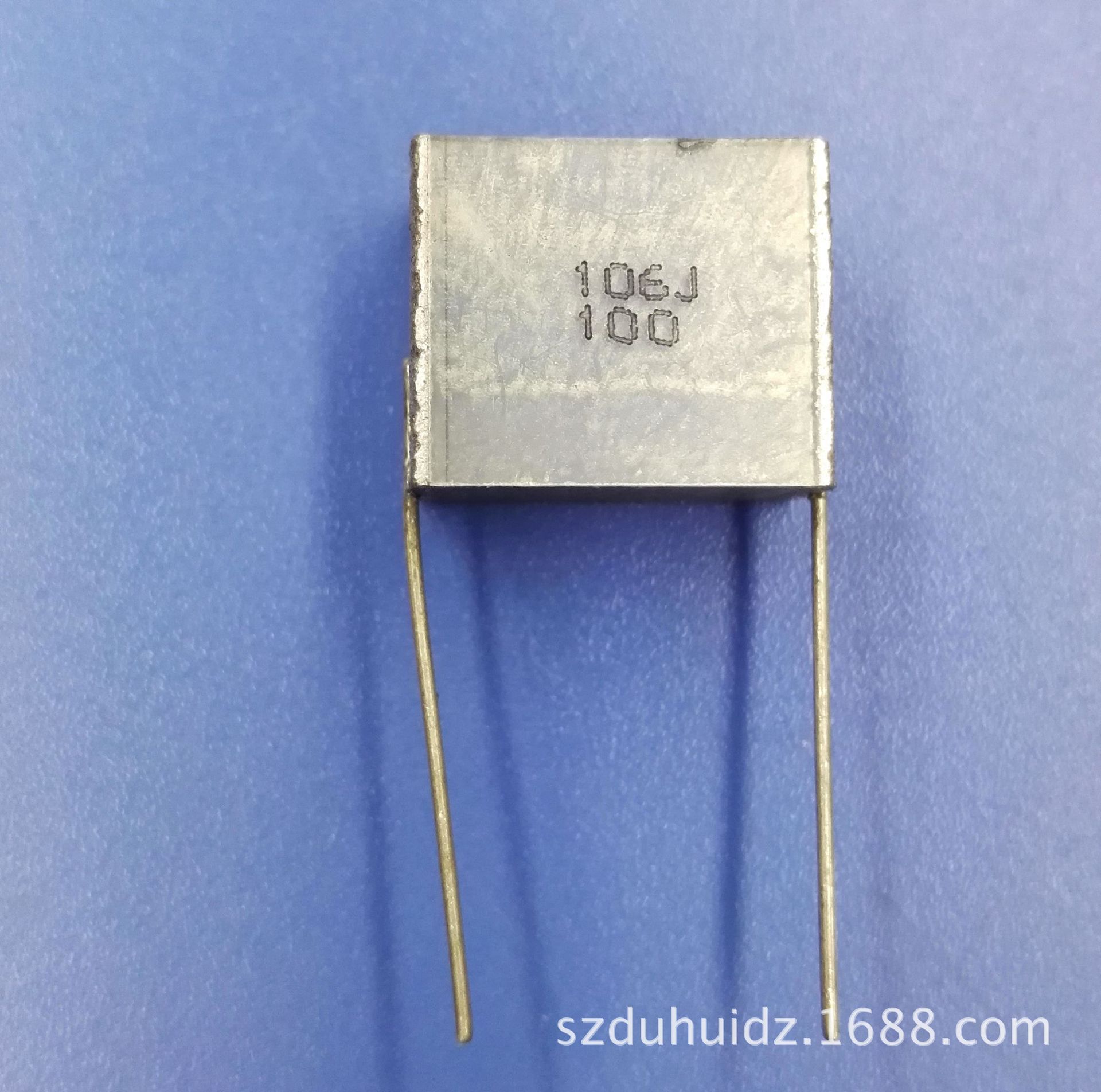 法拉 CL25 10uF 100V 106K P15mm 无外封装叠片聚酯膜电容器