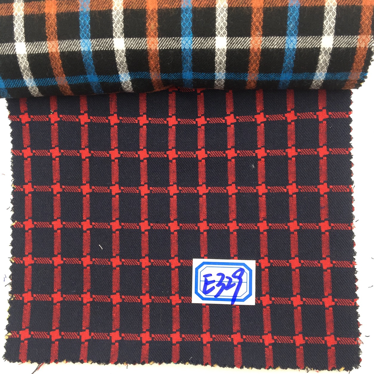 厂家直销 法兰绒色织格子布 纯棉格子布斜纹面料 格子衬衫布料