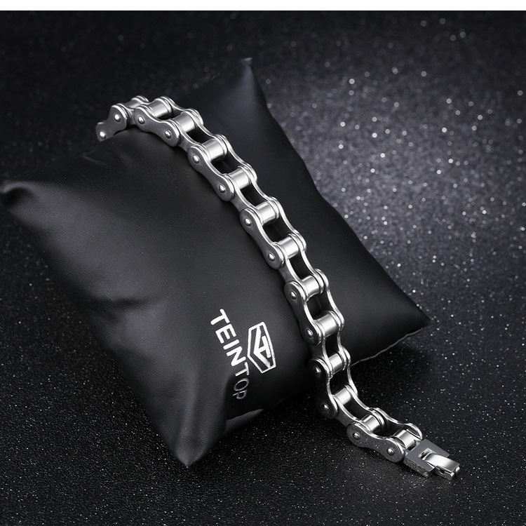 New Machine Single Chain Men's Titanium Steel Bracelet display picture 10