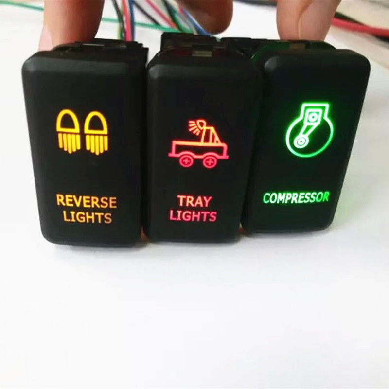 丰田VIGO按健雾灯开关TRAY LIGHTS 预留孔位安装开关