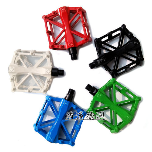 Bicycle pedals, mountain bike pedals, electric bicycle aluminum alloy pedals, dead-fly pedals, cycling equipment accessories