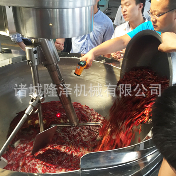 重慶大型辣椒醬炒鍋設備價格 紅油熬制設備
