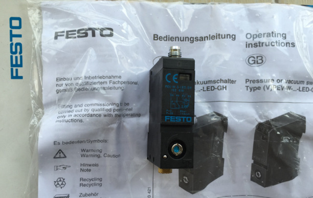 现货FESTO全新原装正品压力开关PEV-W-S-LED-GH 152616