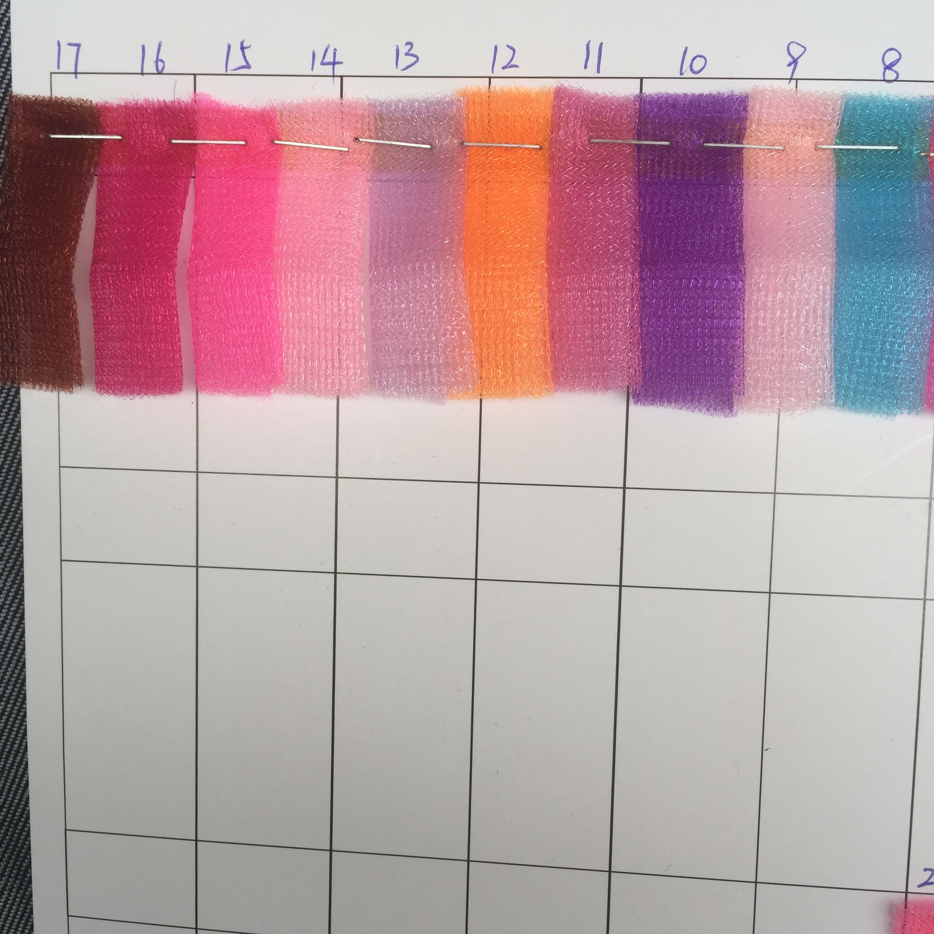 现货供应 多色闪光平布 婚纱女裙童装闪光网布 涤纶闪光平布