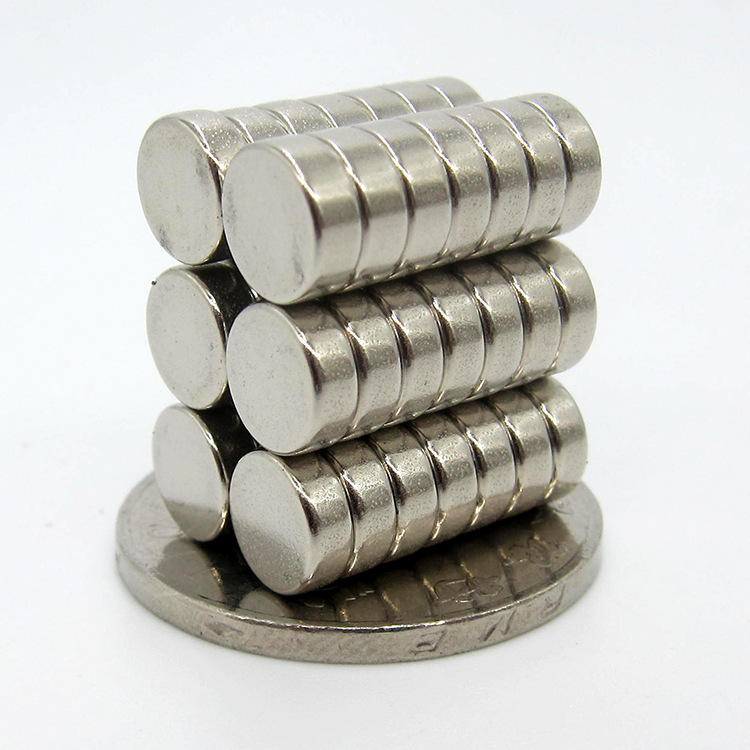 专业磁铁厂家外贸磁铁圆形强磁镀镍强磁钕铁硼强力磁铁7x2.5