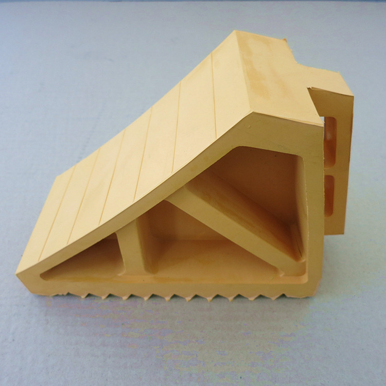 厂家供应 黄色便携式三角 橡胶刹车防滑块 车轮档 量大从优