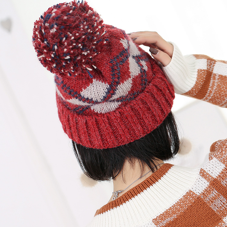 Mũ mùa đông Hàn Quốc nữ chính hiệu màu mũ kim cương Checkered mũ cộng với phiên bản Hàn Quốc của chắn gió đôi tai chống gió mũ dệt kim