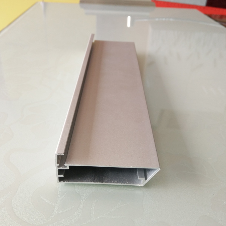 佛山厂家直销 橱柜 衣柜铝型材 颜色可订做 欢迎来样