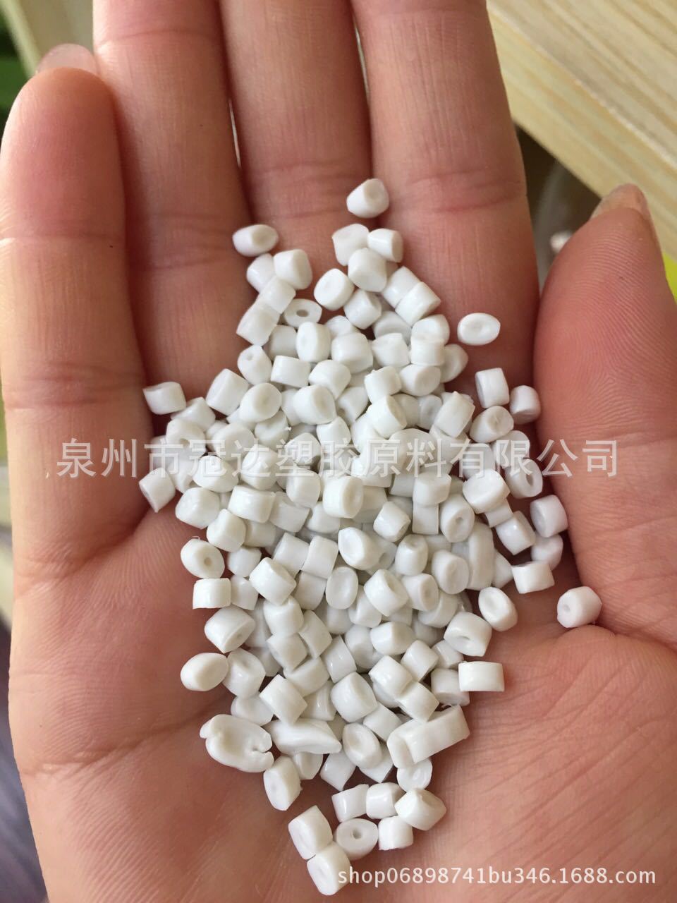 广东东莞自产pp再生料  打包带文件夹用pp回料卫生间边角料