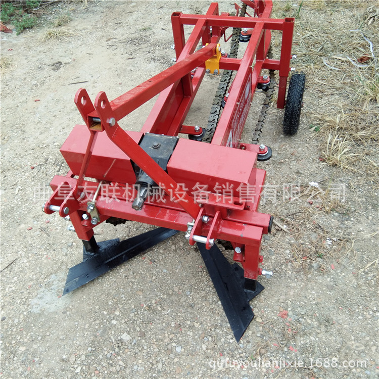 手扶不同型号收割机 供应新型拖拉机后置花生收获机,型号30