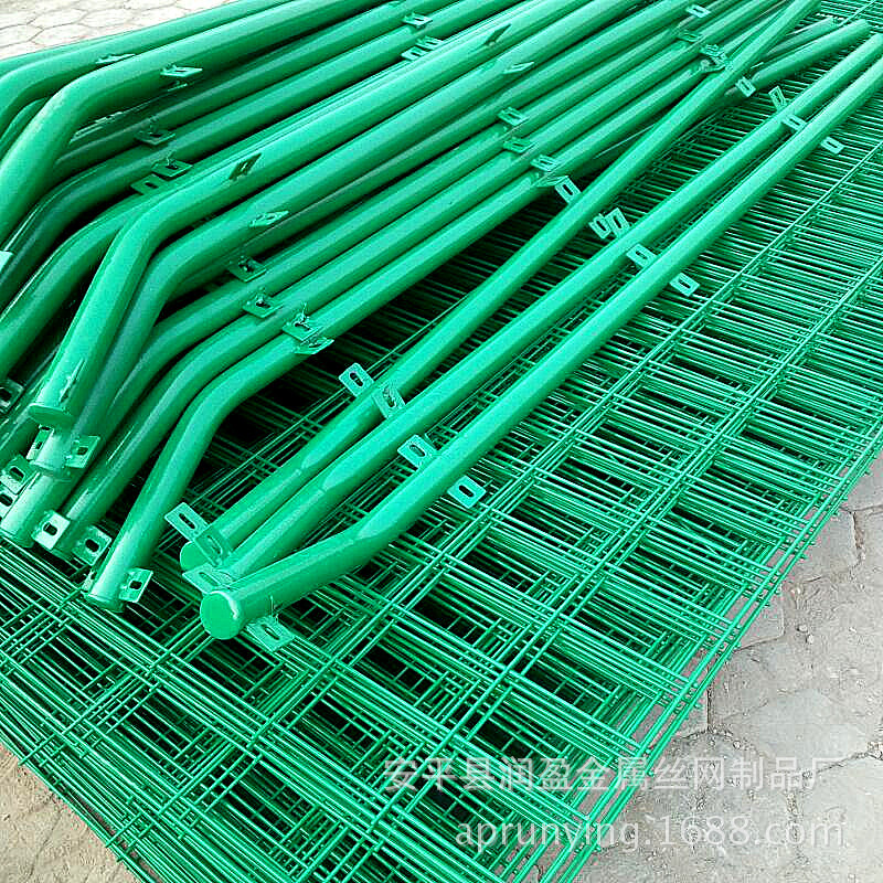 绿色双边简易护栏