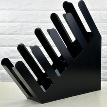 �����̲��ȡ���ϼ�����һ���Ա��ӷֱ���һ�w�����⎧����