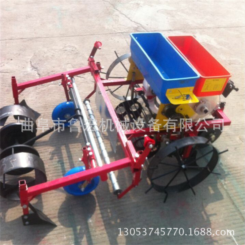 农用拖拉机施肥覆盖机 地膜机价格