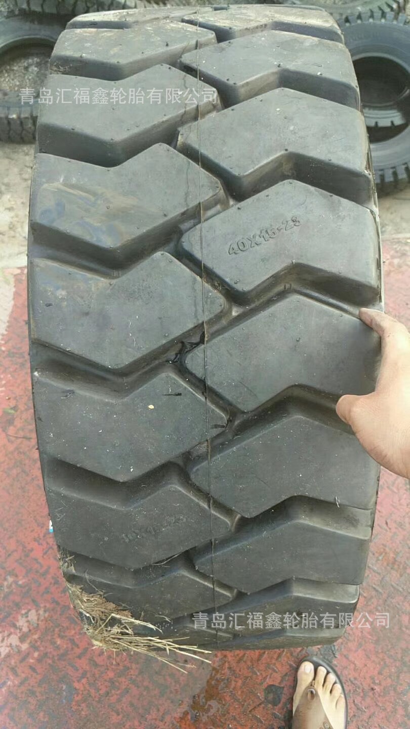 现货销售型号轮胎40x15-23 34x11.00-16矿用聚氨酯填充轮胎