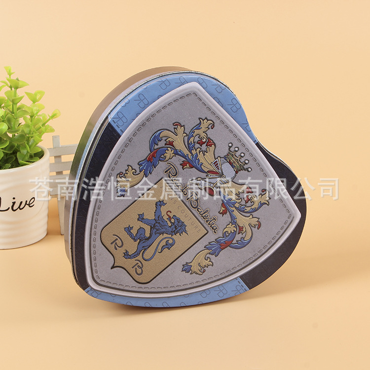 苍南厂家定制 新款欧式创意金属马口铁心形装饰喜糖盒 底部穿孔盒