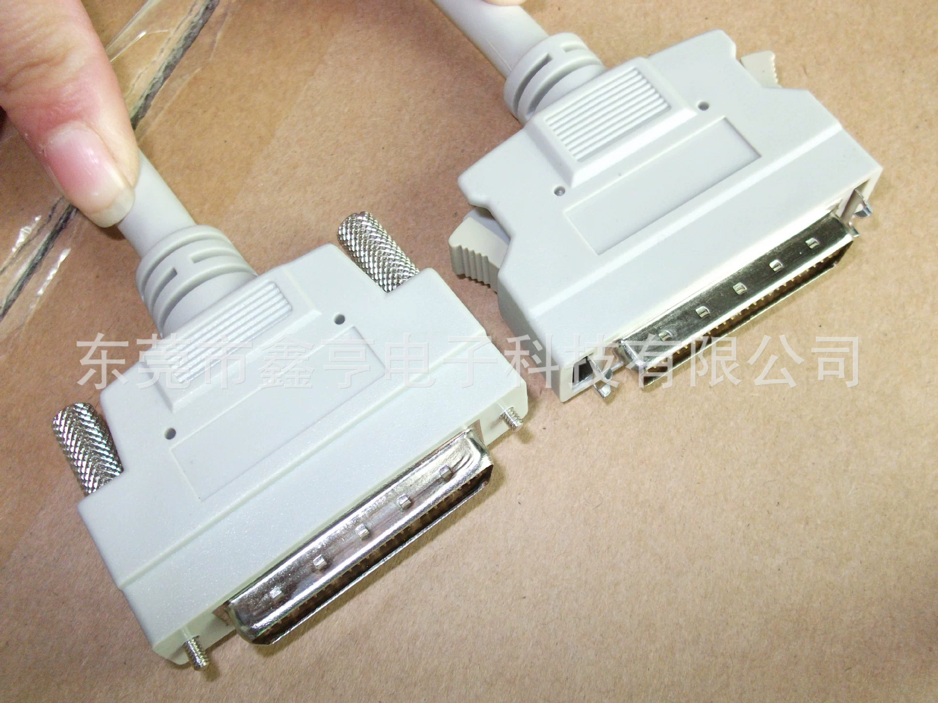 Соединение VHDCI 68F 68M, кабель с двойной экранизацией, линия UL