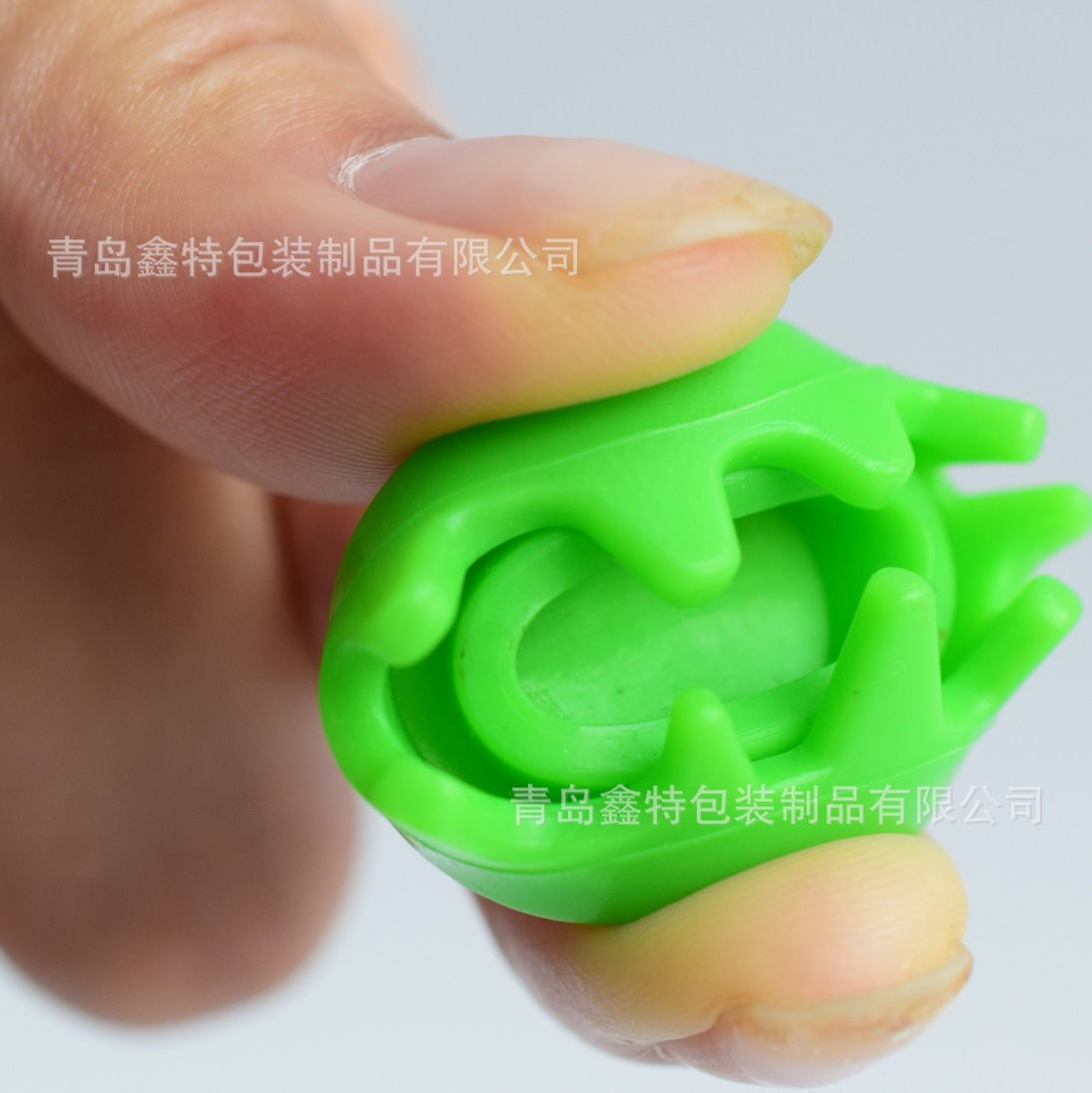 批发 5ml 6ml  硅胶彩色软盖玻璃瓶 大麻瓶 药片瓶 膏油瓶 烟油瓶