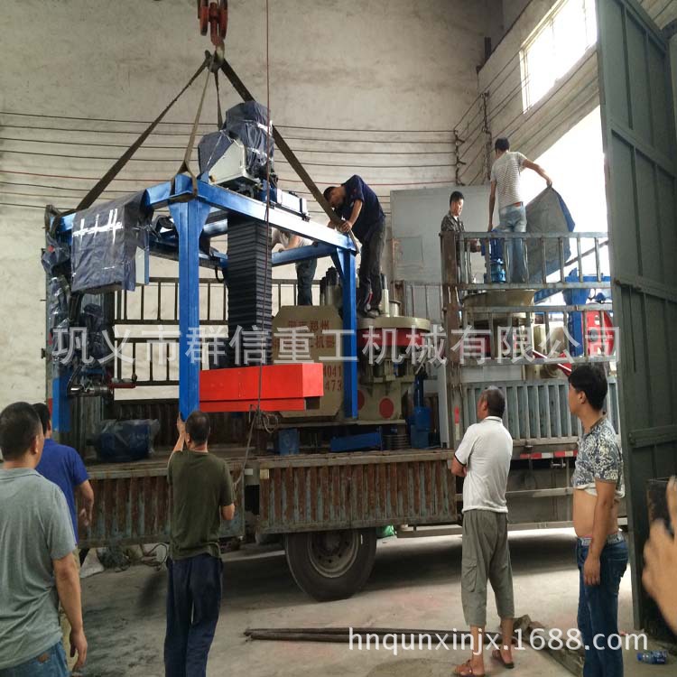 免烧砖自动码坯机 空心砖自动码坯机价位